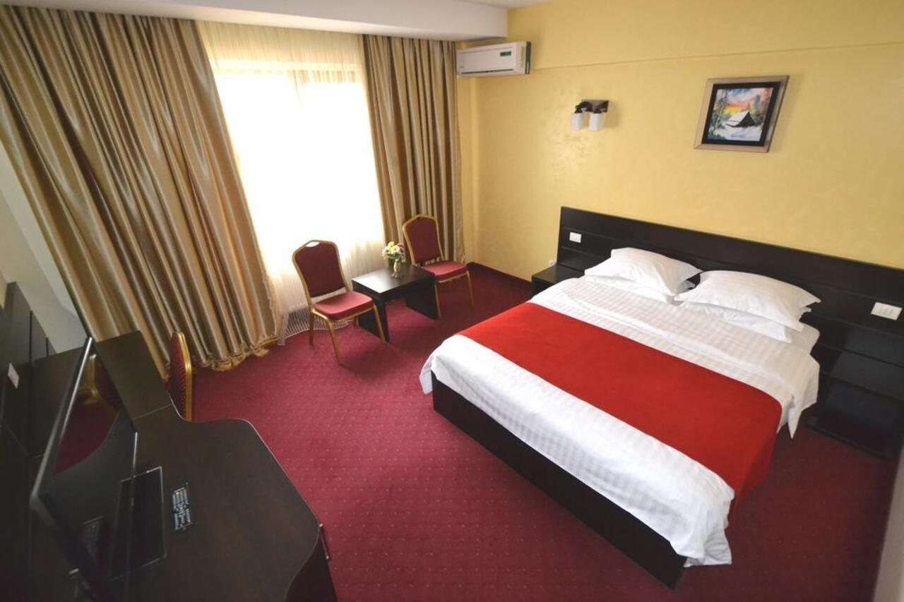 Hotel Ancor ブカレスト エクステリア 写真