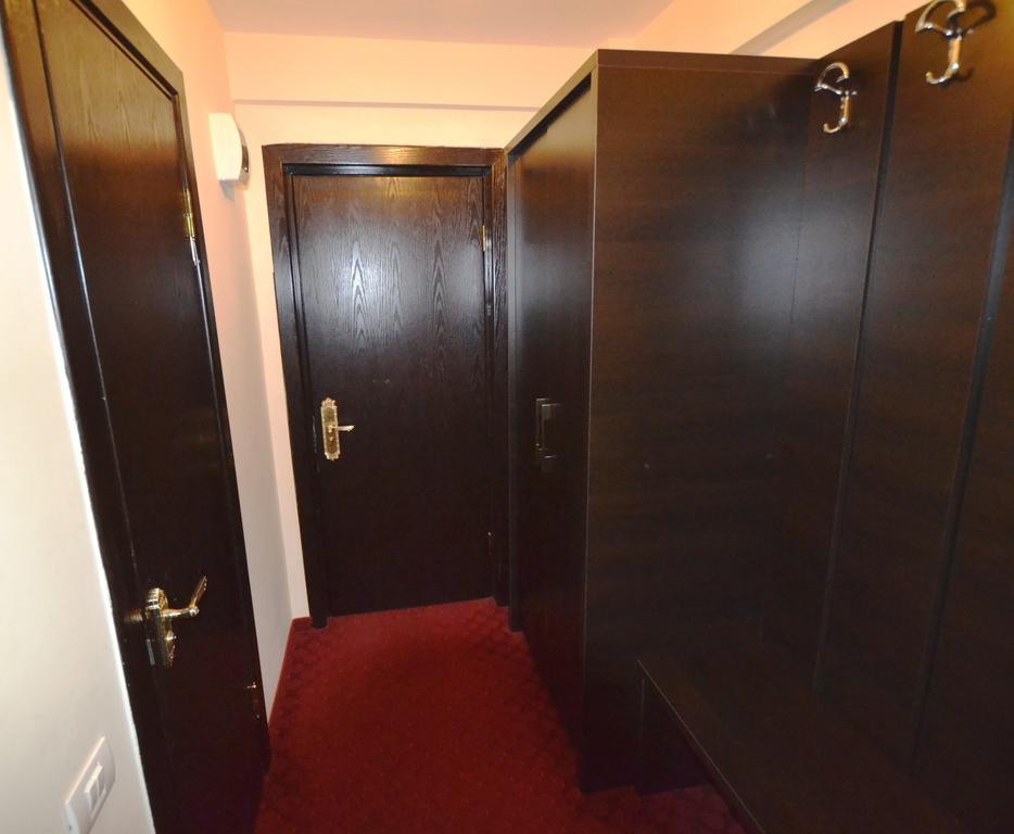 Hotel Ancor ブカレスト 部屋 写真