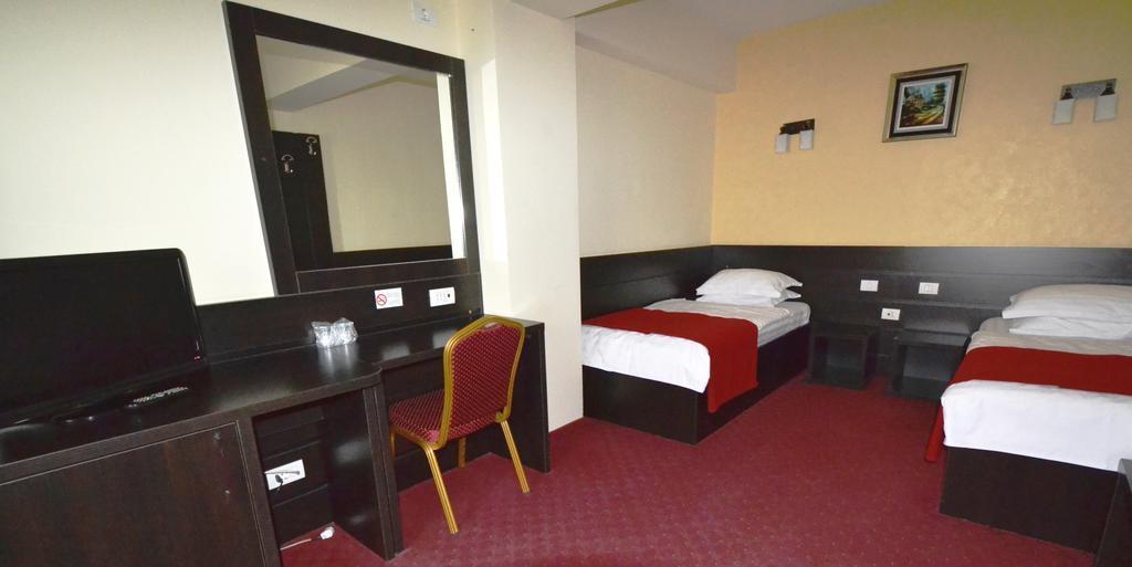 Hotel Ancor ブカレスト 部屋 写真