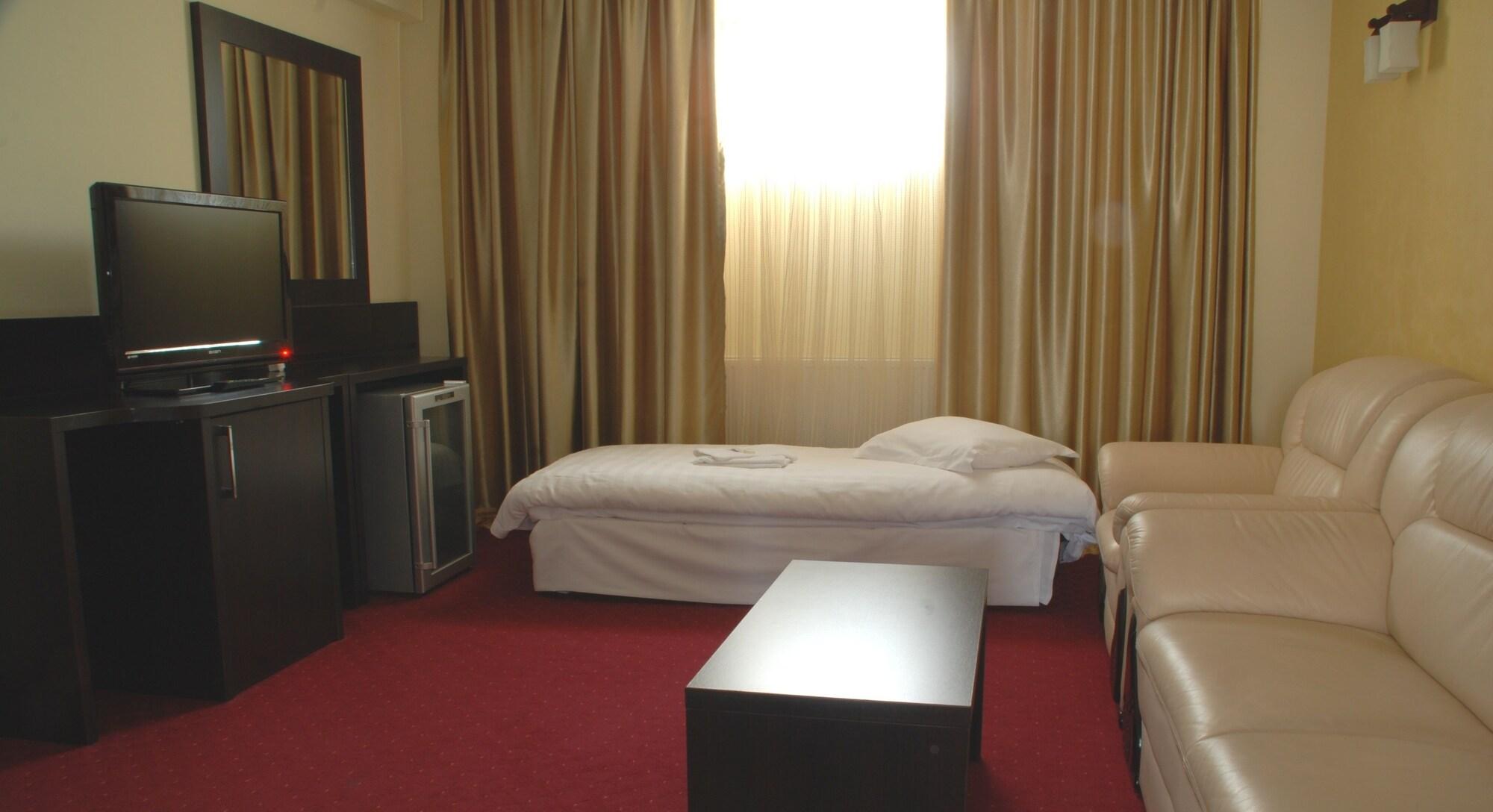 Hotel Ancor ブカレスト エクステリア 写真