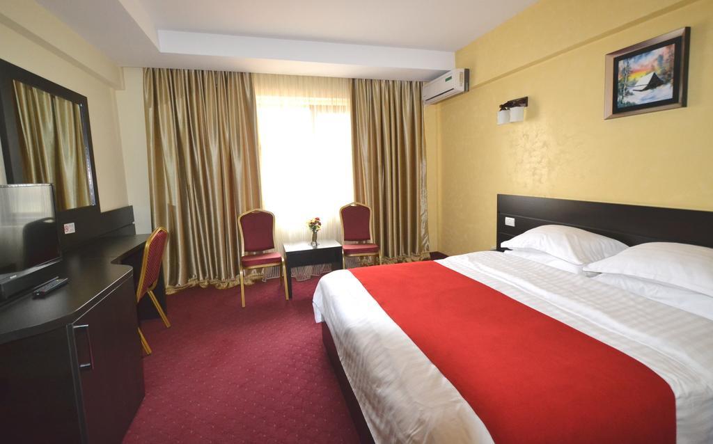 Hotel Ancor ブカレスト エクステリア 写真