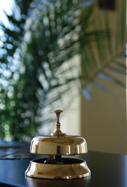 Hotel Ancor ブカレスト エクステリア 写真