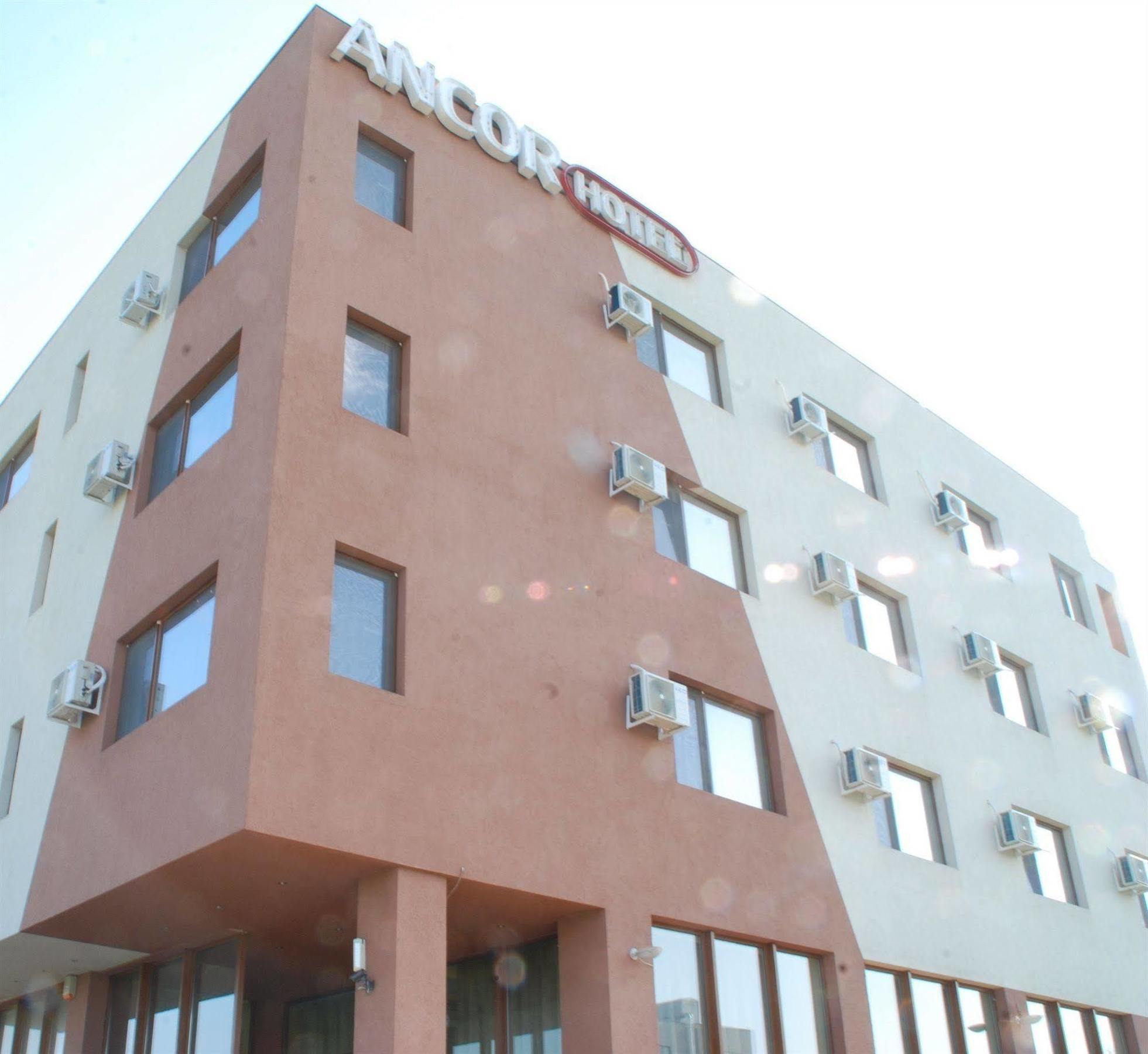 Hotel Ancor ブカレスト エクステリア 写真